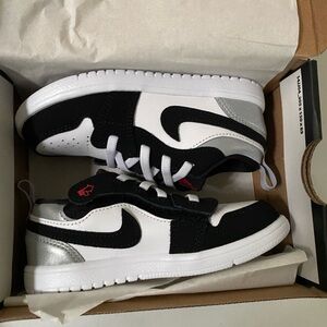 Jordan 1 low Se kids IB3886-106 Nike
